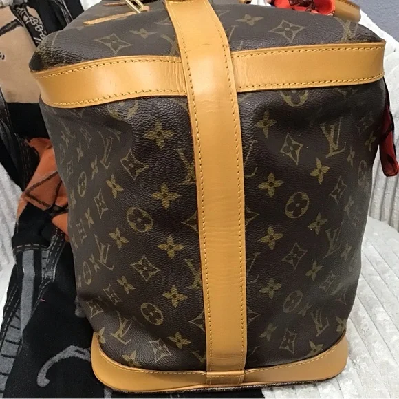 Louis Vuitton Bags - Picture 12 of 15